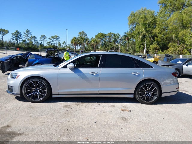 2020 Audi A8 L 55 Tfsi Quattro Tiptronic მანქანა იყიდება აუქციონზე, vin: WAU8DAF8XLN015801, აუქციონის ნომერი: 44180403