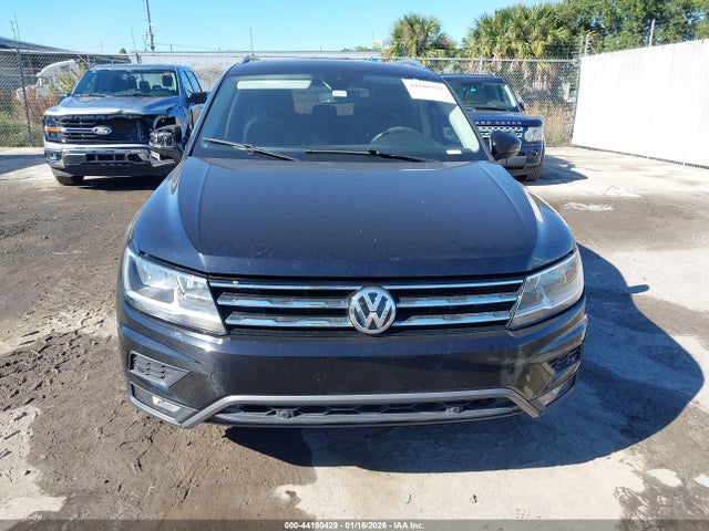 Продаж на аукціоні авто 2021 Volkswagen Tiguan, vin: 3VV3B7AX9MM142332, номер лоту: 44180429