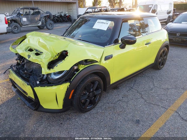 2023 MINI HARDTOP WMW53DH0XP2T76063 Photo 1