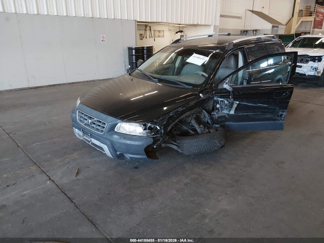 2005 VOLVO XC70 YV1SZ592451177159 Photo 1
