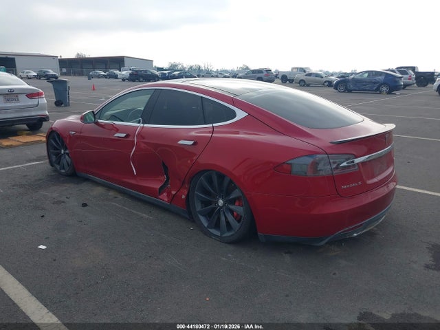 2014 TESLA MODEL S 5YJSA1H14EFP38398 Photo 2