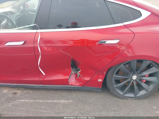 2014 TESLA MODEL S 5YJSA1H14EFP38398 Photo 5
