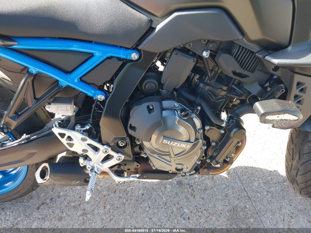 Suzuki Gsx800 R 2024 JS1EM11B1R7101000 Image 8