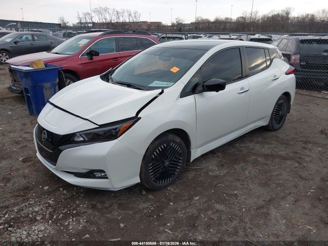 2023 NISSAN LEAF 1N4CZ1CV8PC558399 Photo 1
