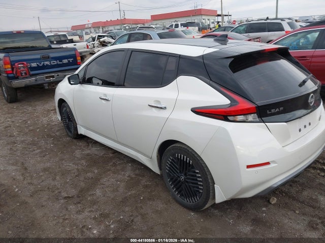 2023 NISSAN LEAF 1N4CZ1CV8PC558399 Photo 2
