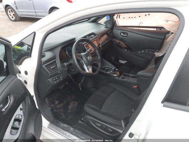 2023 NISSAN LEAF 1N4CZ1CV8PC558399 Photo 4