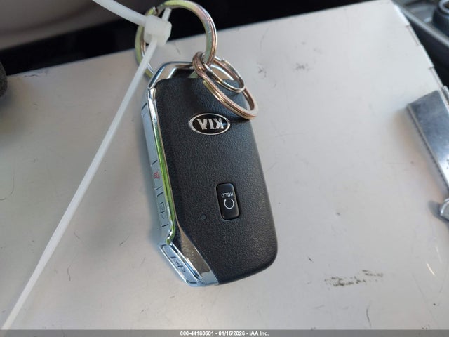 KNDRG4LG2M5033402 KIA Sorento Hybrid S