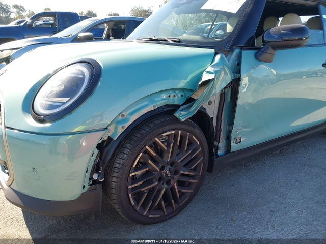 2025 MINI CONVERTIBLE WMW23GX00S2X61386 Photo 5