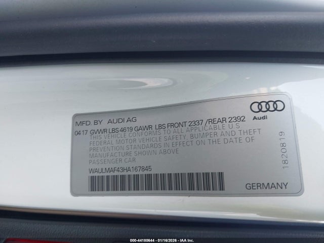 2017 AUDI A4 WAULMAF43HA167845 Photo 8