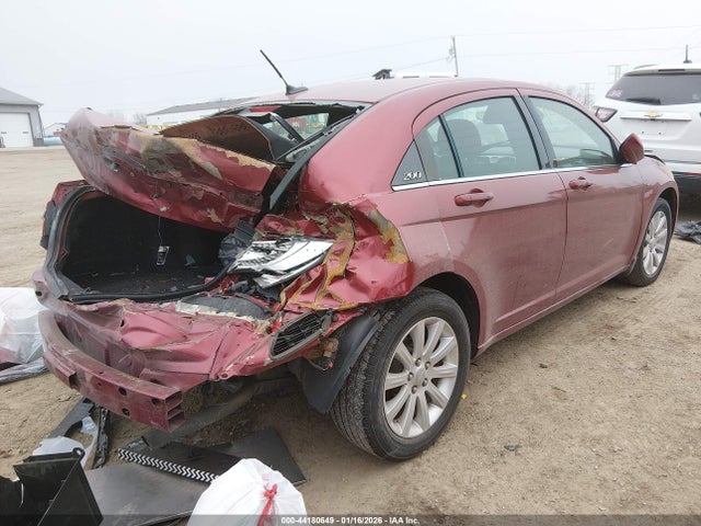 Продажа на аукционе авто 2012 Chrysler 200 Touring, vin: 1C3CCBBB6CN117902, номер лота: 44180649