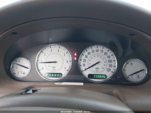 2000 Chrysler Lhs მანქანა იყიდება აუქციონზე, vin: 2C3HC56G0YH146972, აუქციონის ნომერი: 44180651