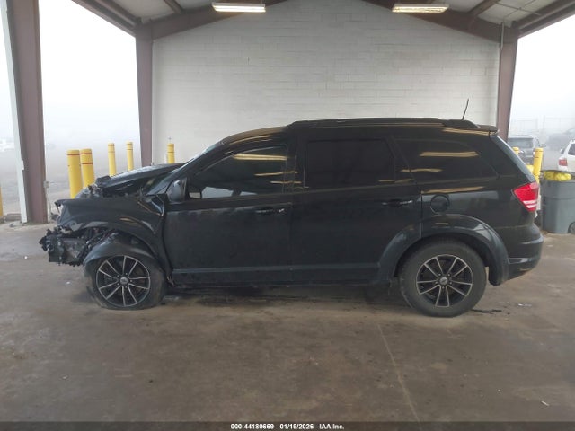 3C4PDCAB4JT532716 Dodge JOURNEY SE