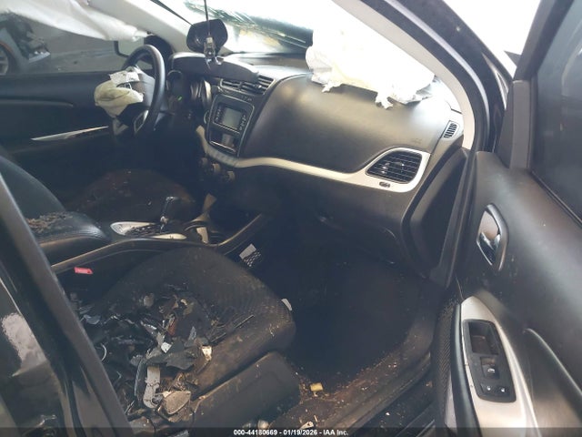 3C4PDCAB4JT532716 Dodge JOURNEY SE