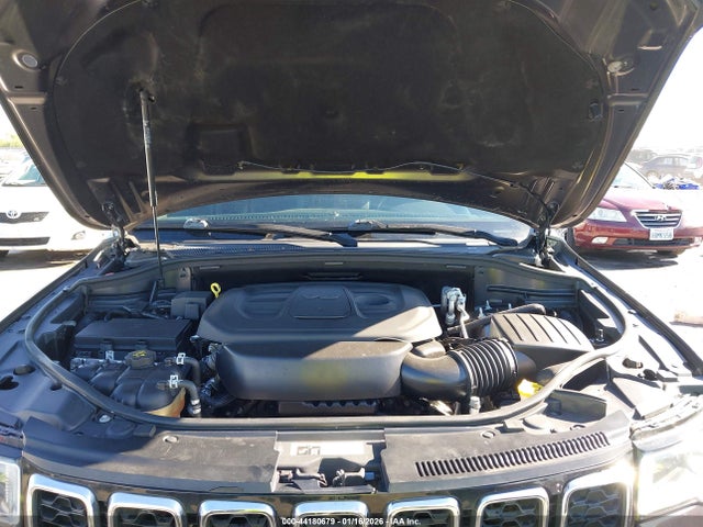 1C4RJFBG3KC665736 Jeep Grand Cherokee Limited 4x4