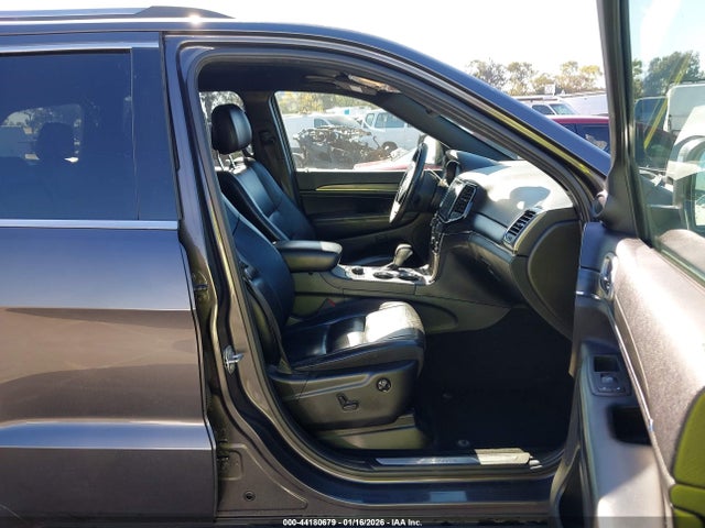 1C4RJFBG3KC665736 Jeep Grand Cherokee Limited 4x4