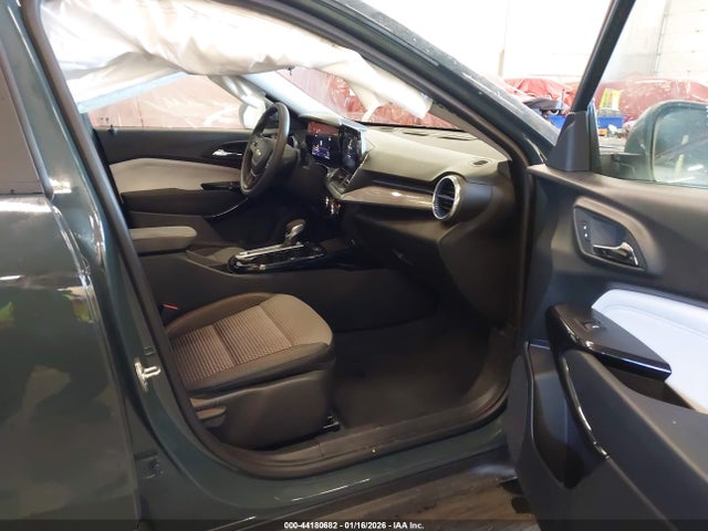 KL77LHEP6SC108079 Chevrolet Trax Fwd Lt