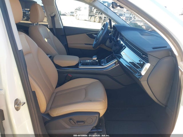 2020 AUDI Q7 WA1LJAF77LD012237 Photo 4