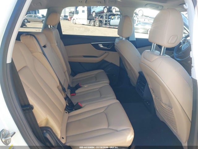 2020 AUDI Q7 WA1LJAF77LD012237 Photo 7