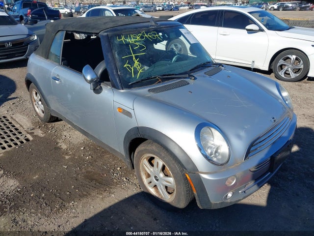 2005 MINI COOPER WMWRF33435TG10079