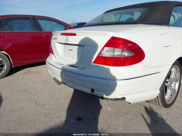 2008 MERCEDES-BENZ CLK 550 WDBTK72F98T089352 Photo 5