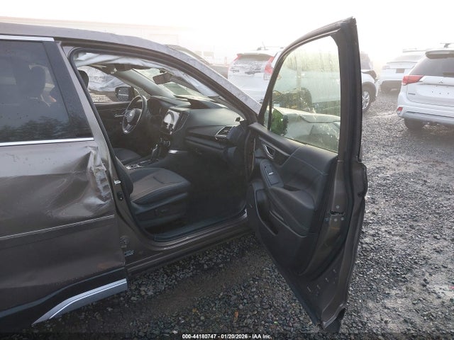 Продаж на аукціоні авто 2024 Subaru Forester Touring, vin: JF2SKAMC4RH494506, номер лоту: 44180747