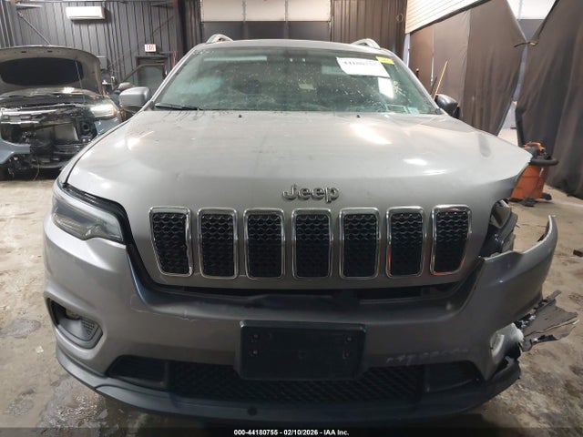 44180755 :رقم المزاد ، 1C4PJMLB1KD310847 vin ، 2019 Jeep Cherokee Latitude Plus 4x4 مزاد بيع