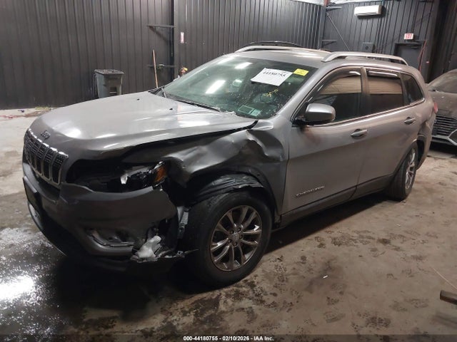 44180755 :رقم المزاد ، 1C4PJMLB1KD310847 vin ، 2019 Jeep Cherokee Latitude Plus 4x4 مزاد بيع