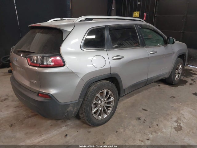 44180755 :رقم المزاد ، 1C4PJMLB1KD310847 vin ، 2019 Jeep Cherokee Latitude Plus 4x4 مزاد بيع