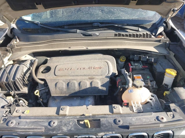 Jeep Renegade Latitude 2015 ZACCJBBT3FPB47641 Image 10