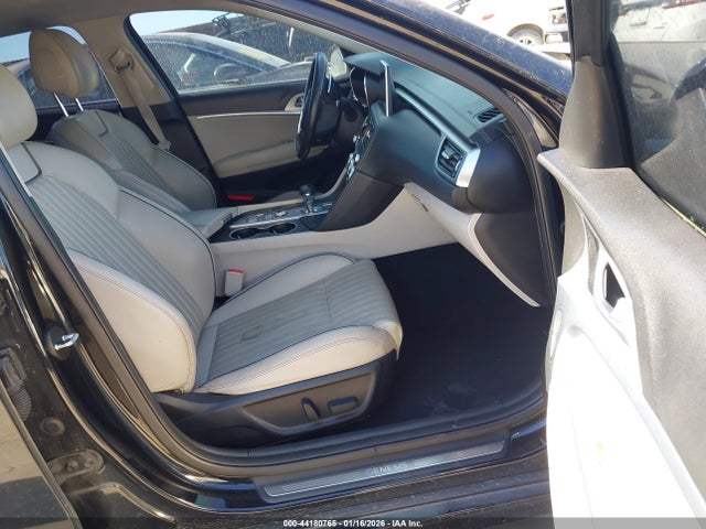 2020 GENESIS G70 KMTG34LA8LU053321 Photo 4