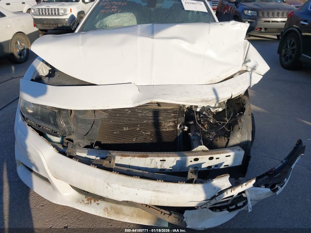 2C3CDXBG4NH200777 Dodge Charger Sxt Rwd