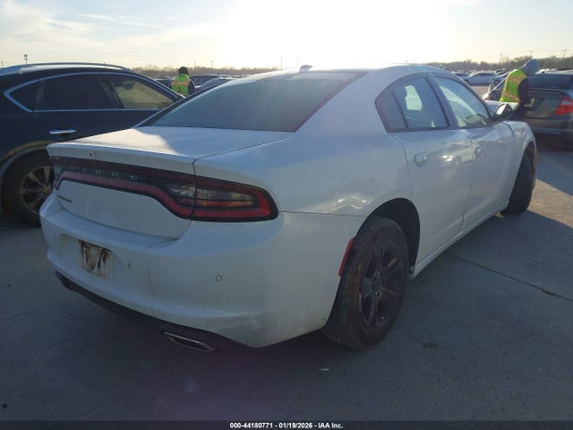 2C3CDXBG4NH200777 Dodge Charger Sxt Rwd