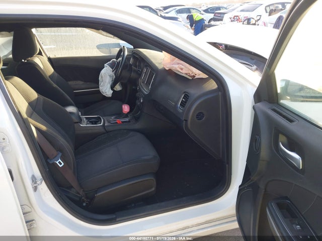 2C3CDXBG4NH200777 Dodge Charger Sxt Rwd