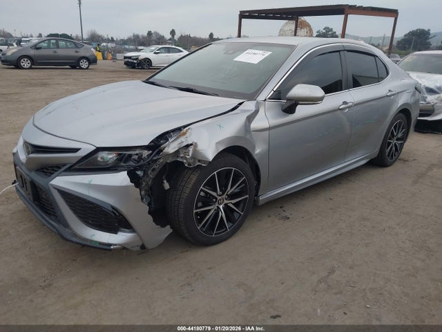 Toyota CAMRY SE 2022 4T1G11AK2NU017850 Image 2