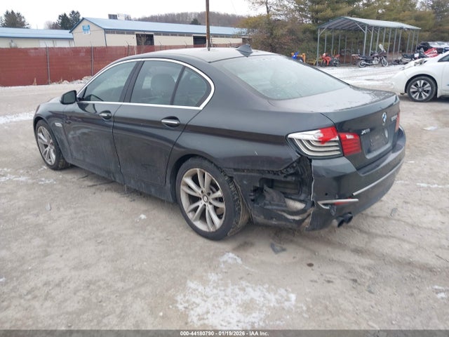 2014 BMW 535D WBAFV3C51ED685207 Photo 2