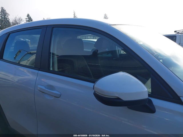 3CZRZ2H33RM737933 Honda Hr-v Awd Lx