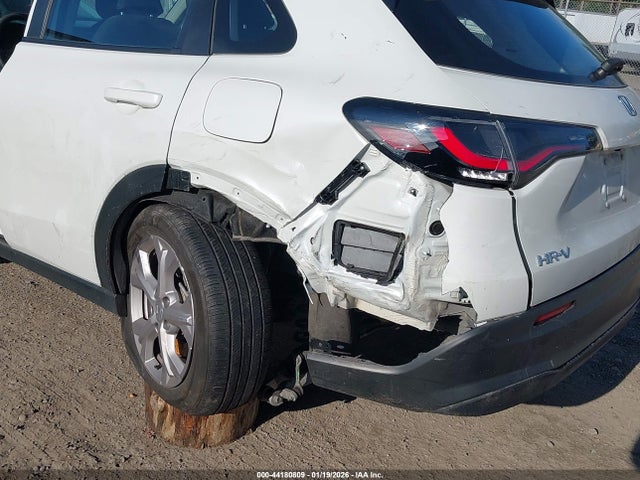 3CZRZ2H33RM737933 Honda Hr-v Awd Lx