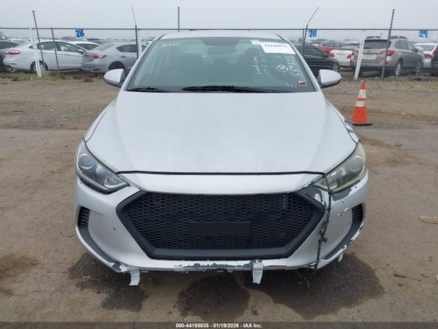 KMHD84LF3JU584305 Hyundai ELANTRA SEL