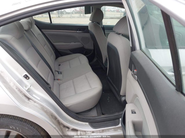 KMHD84LF3JU584305 Hyundai ELANTRA SEL