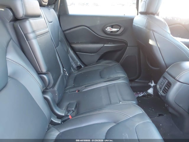 1C4PJMDS3GW325120 Jeep Cherokee High Altitude