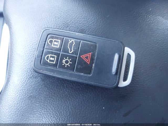 2017 VOLVO XC60 YV440MRU1H2154678 Photo 10