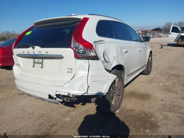 2017 VOLVO XC60 YV440MRU1H2154678 Photo 3