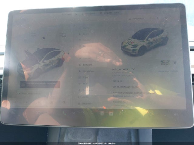 Продаж на аукціоні авто 2024 Tesla Model Y Long Range Dual Motor All-wheel Drive, vin: 7SAYGAEE2RF197246, номер лоту: 44180913