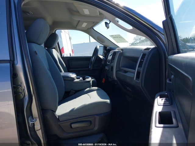 44180988 :رقم المزاد ، 1C6RR6FPXDS523502 vin ، 2013 Ram 1500 Tradesman مزاد بيع