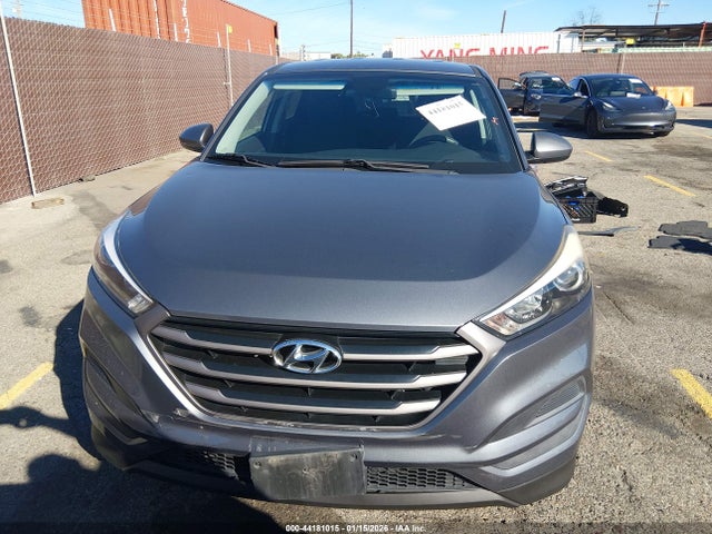 KM8J23A45GU158866 Hyundai TUCSON SE