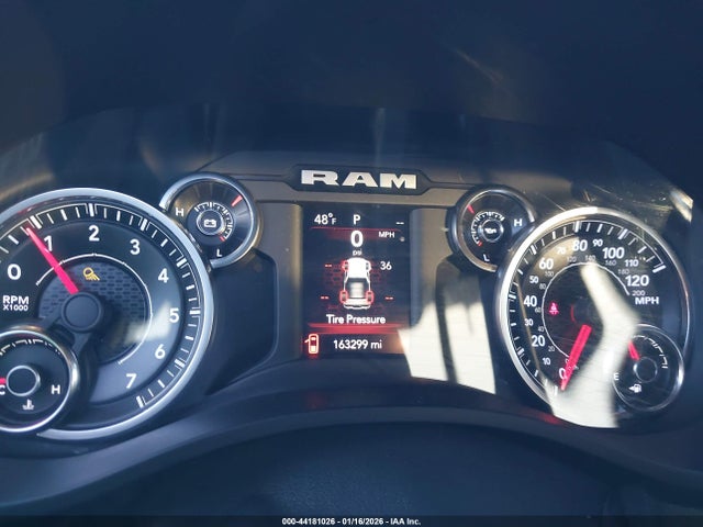 2019 Ram 1500 Big Horn/lone Star  4x2 5'7 Box მანქანა იყიდება აუქციონზე, vin: 1C6RREFT3KN604702, აუქციონის ნომერი: 44181026