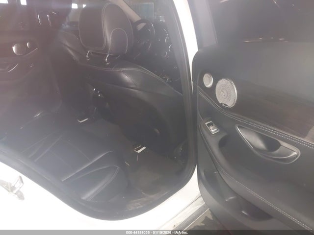 Продажа на аукционе авто 2015 Mercedes-benz C 300 Luxury 4matic, vin: 55SWF4KB9FU038737, номер лота: 44181035