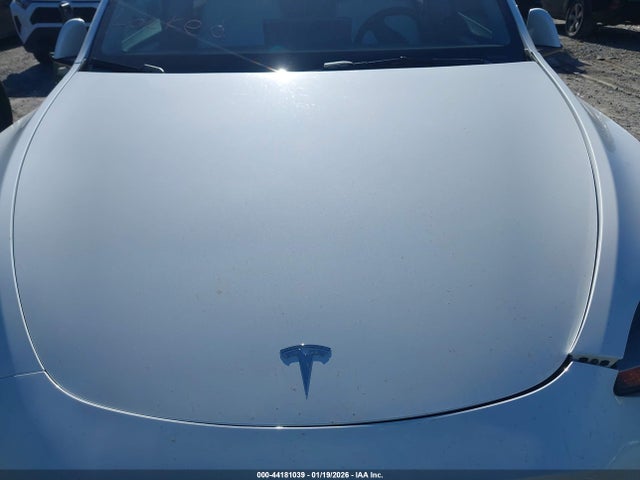 7SAYGDEF1PF694232 Tesla Model Y Performance Dual Motor All-wheel Drive