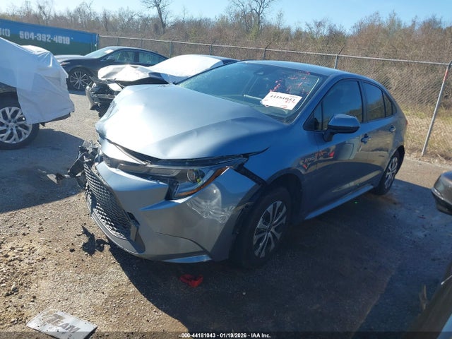 Toyota Corolla Hybrid Le 2021 JTDEAMDE4MJ006366 Image 2