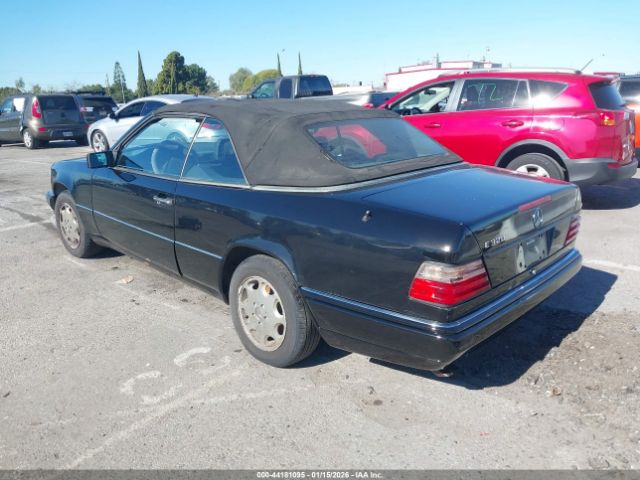 1994 MERCEDES-BENZ E WDBEA66E0RC139600 Photo 2